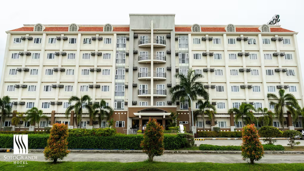 Sotogrande Hotel Iloilo exterior